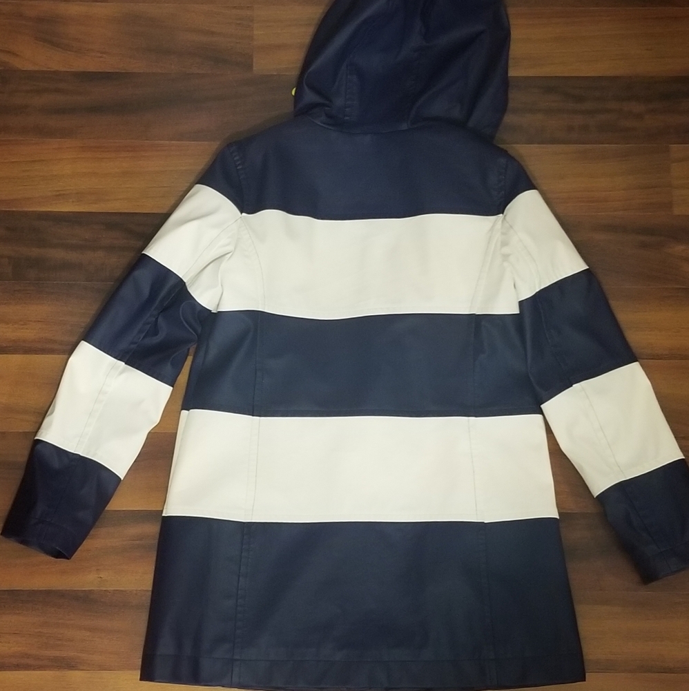 Talbots Raincoat - Picture 3 of 9